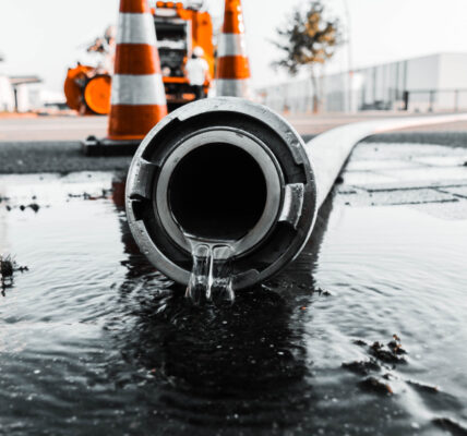 caminhão pipa em Campo do Meio